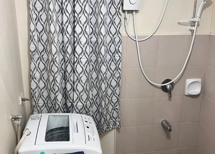 New 1br In Mandaluyong 40sqm Maison d'hôtes 4*