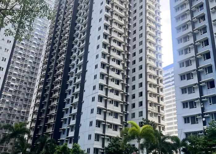 New 1br In Mandaluyong 40sqm 4*